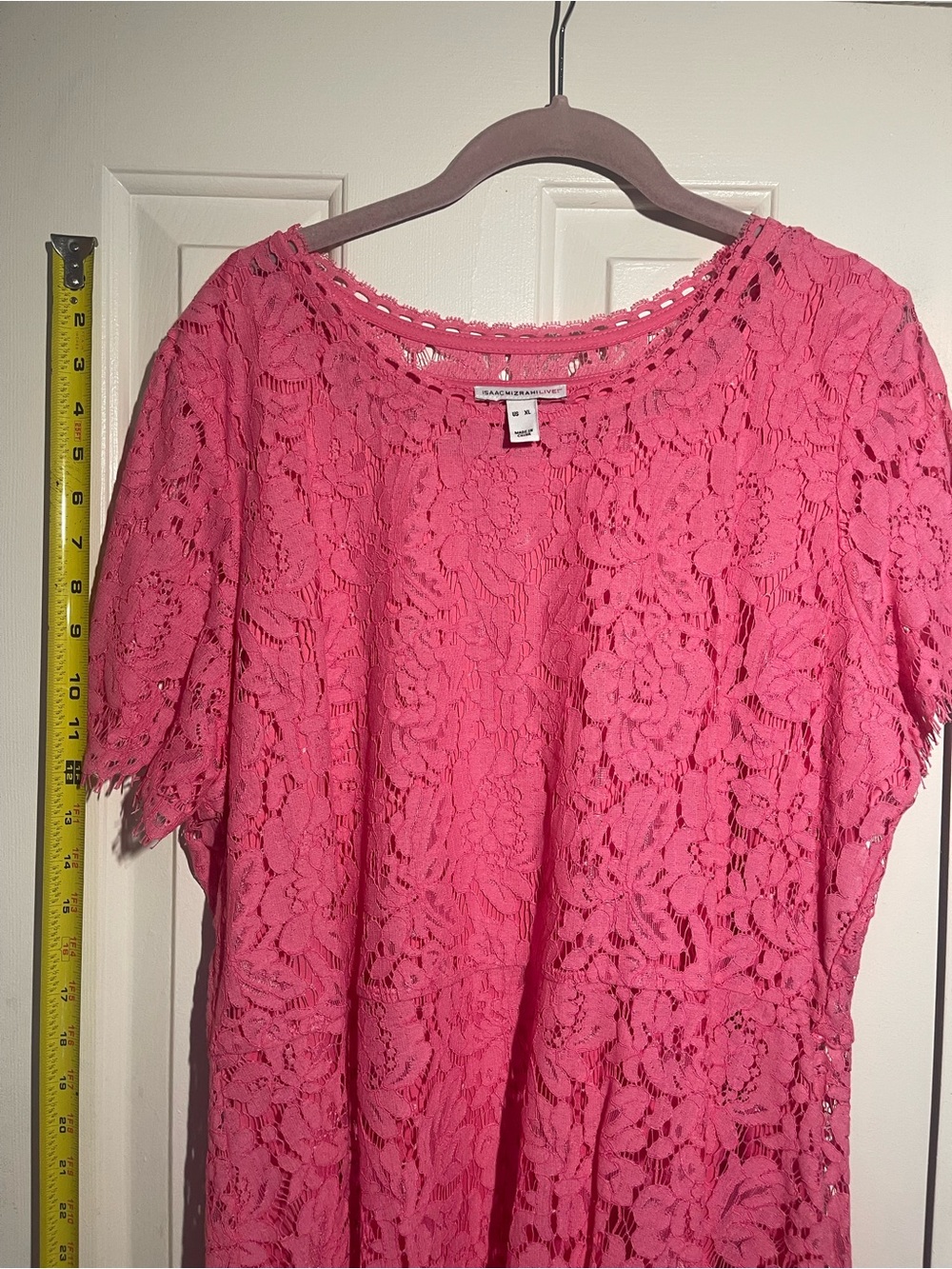 Isaac Mizrahi Hot Pink Crochet Lace Short Sleeve Top